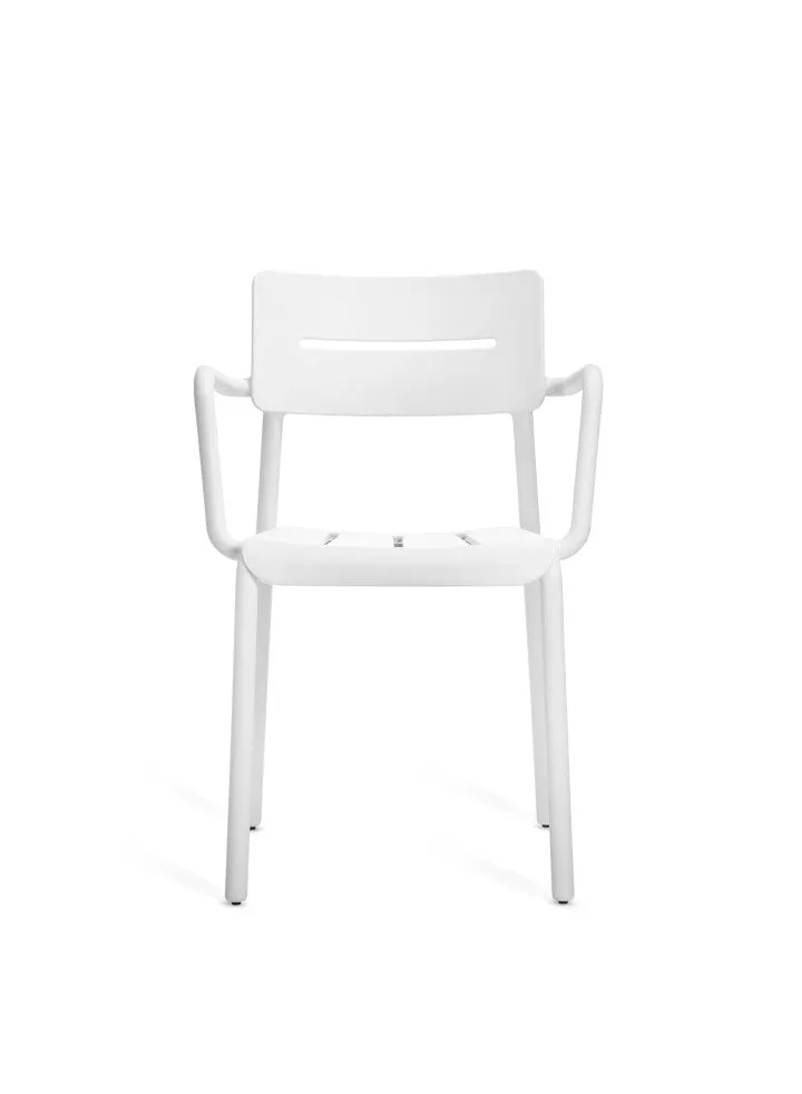 Outo armchair